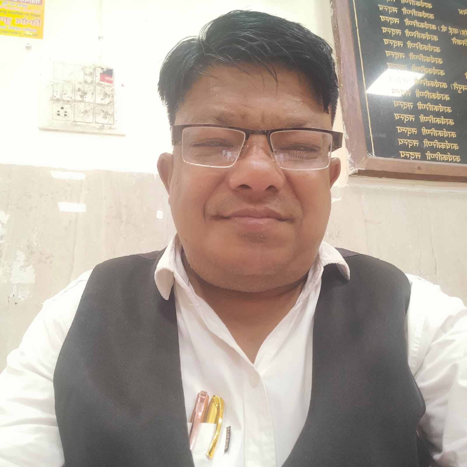 Adv. Tapesh Agrawal